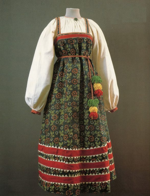 Peasant woman's clothes. <br/>Late 19th century