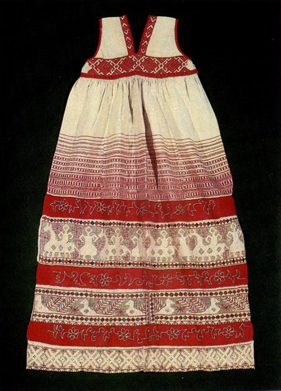 Kaluga apron with "mothers", female riders, solar signs and plant motifs. Second half of   19th century