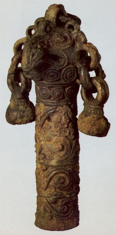 Hilt finial in the shape of an eagle's head. <br/>12th century