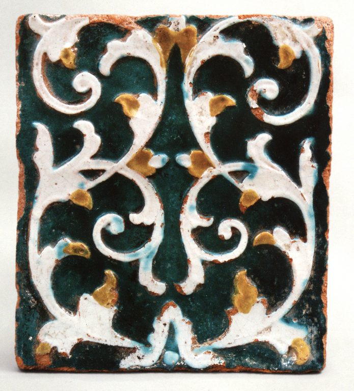 Multicoloured wall tile of the first half of the 18th century. <br/>First half of 18th century