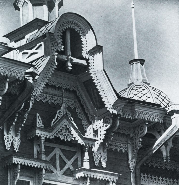 House roof. Detail. <br/>Late 19th century - early 20th century