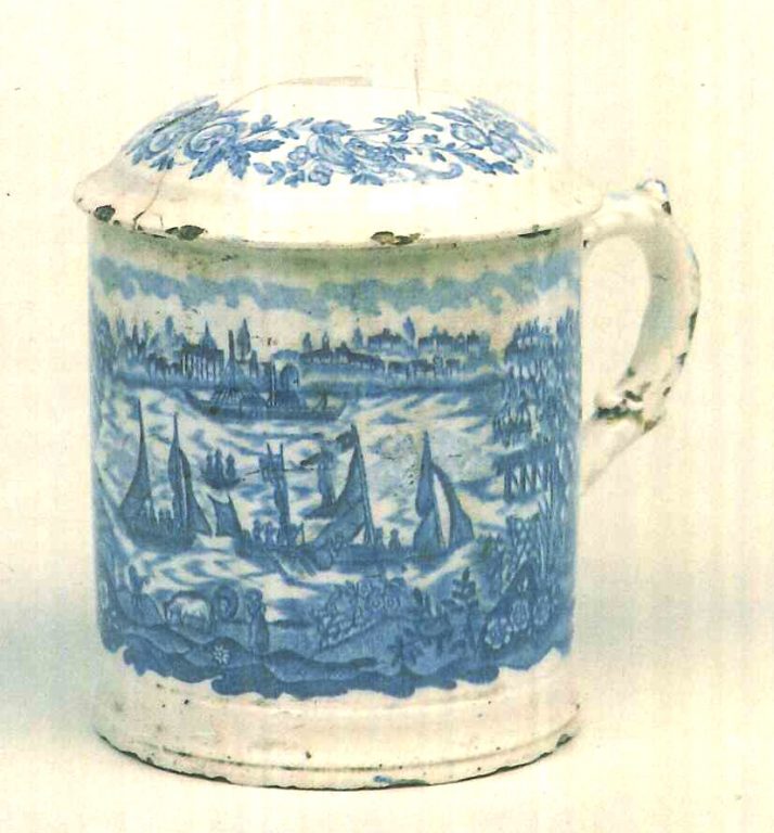 Mug with lid