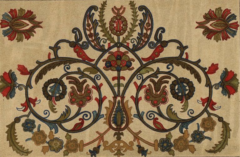 Embroidered towel ornament. <br/>17th century
