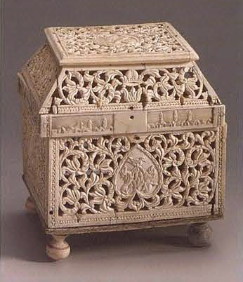 Casket of teremok form. Late 17th - early 18th century