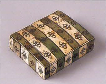 Chest jewelry box. <br/>1st half of the 18th century