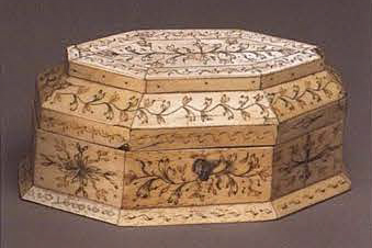 Jewelry box. <br/>Late 18th - early 19th century