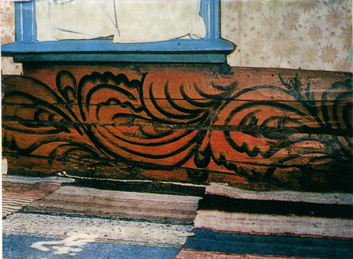 Floral ornament ('the tsar's curls'). Painting of a room's lower part. Еarly 20th century