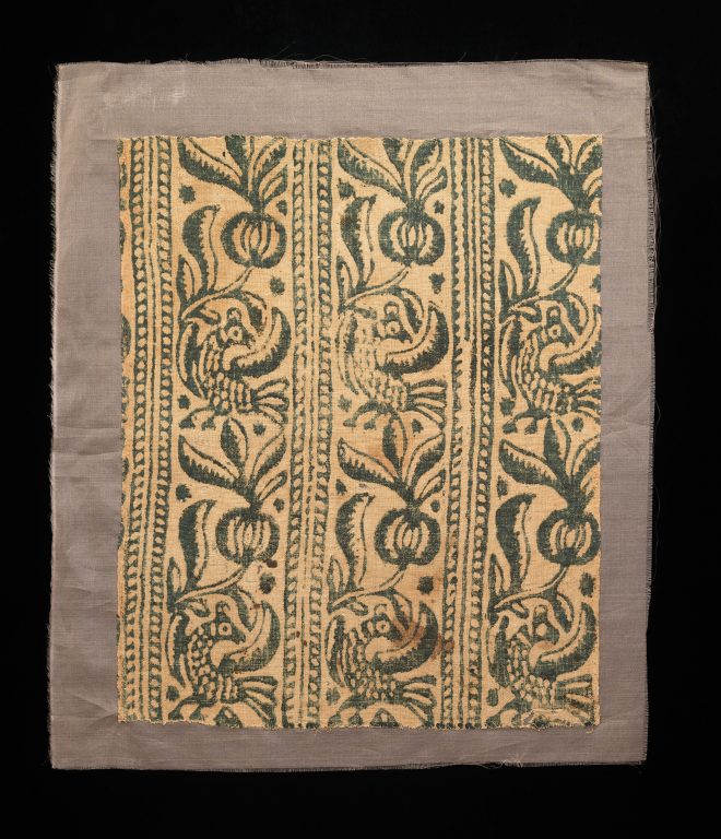 Textile fragment. <br/>1600-1799
