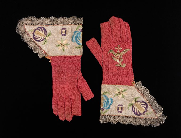 Bishop's Gloves