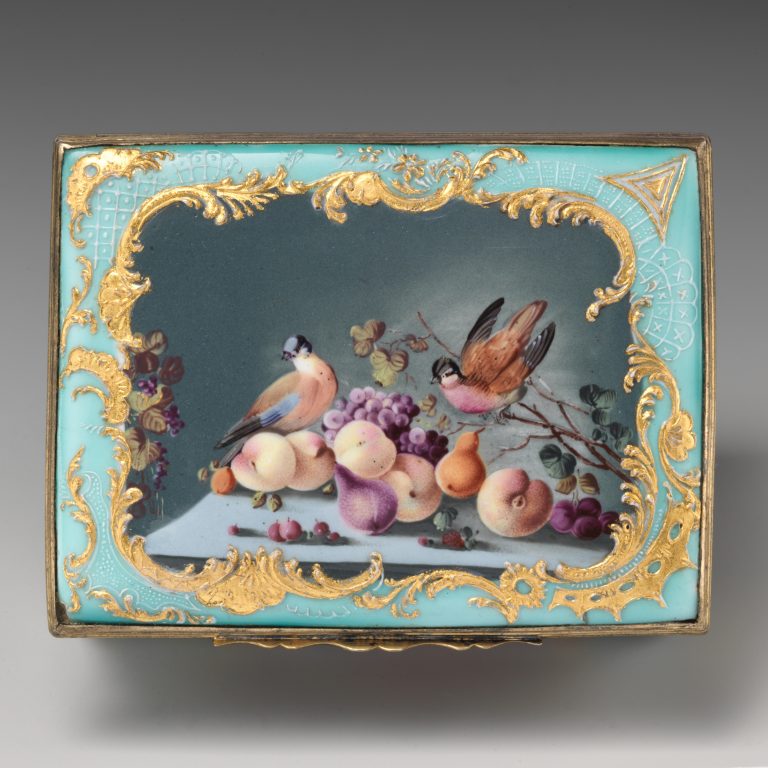Snuffbox