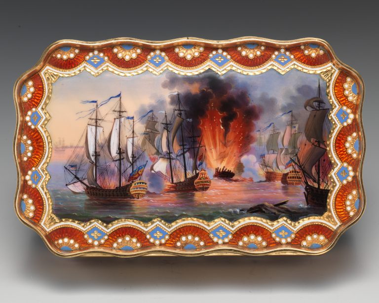 Snuffbox with naval battle scenes