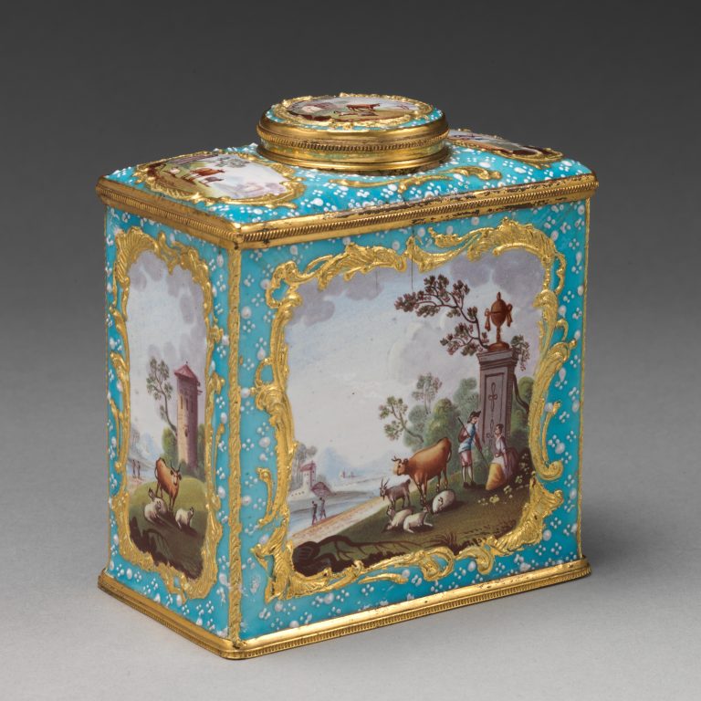 Tea caddy (one of a pair)