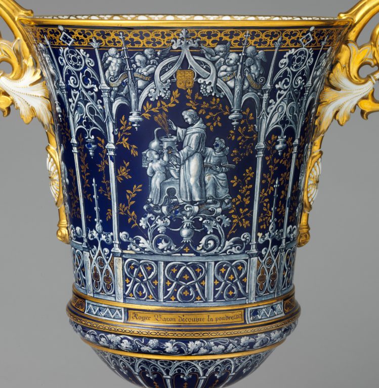 Vase (vase gothique Fragonard) (one of a pair)