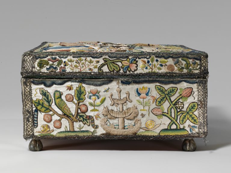 Casket with scenes from the Story of Solomon and the Queen of Sheba