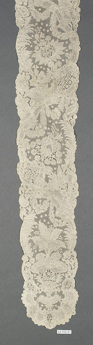 Pair of lappets