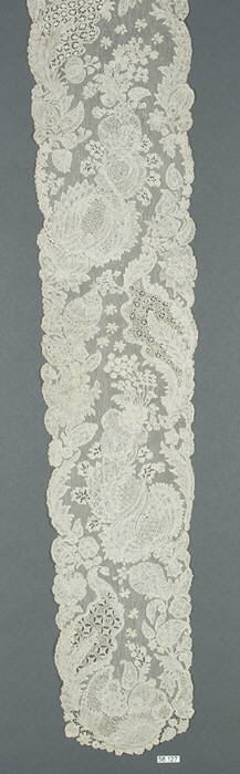 Pair of joined lappets