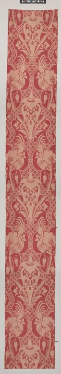 Furnishing damask