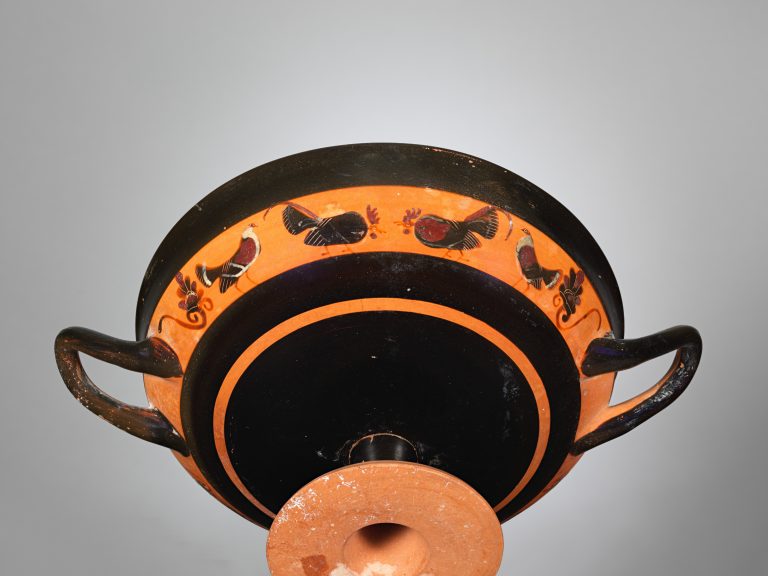 Terracotta kylix: band-cup (drinking cup)