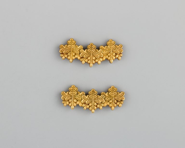 Pair of Sword-Grip Ornaments (Menuki)