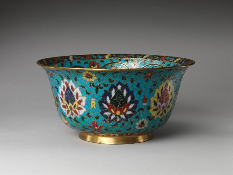 Bowl with the Eight Buddhist Treasures