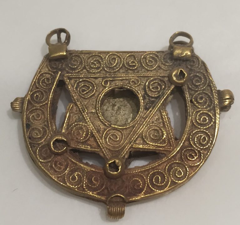 Earring. <br/>probably 11th-13th century