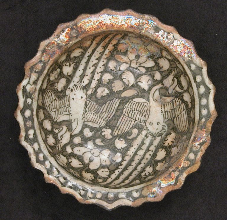 Plate with Phoenixes