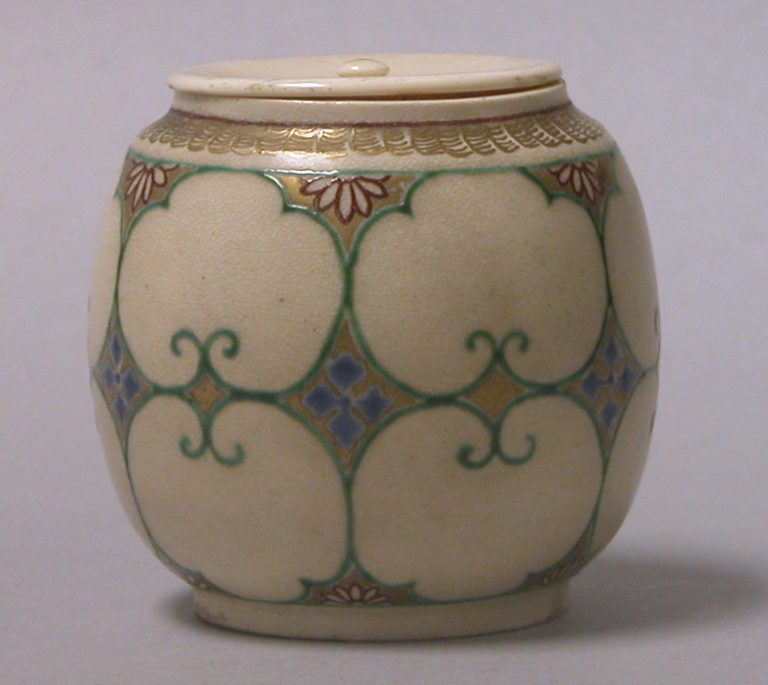 Tea jar