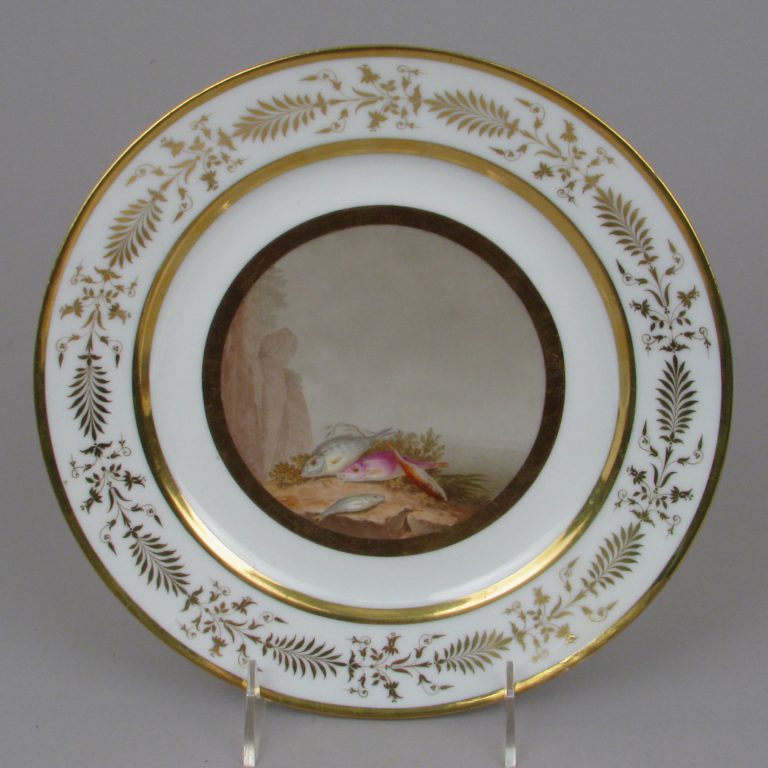 Plate with marine subject